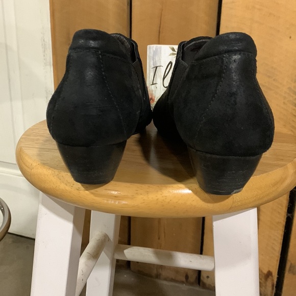 Donald J Pliner shoes - Picture 6 of 10